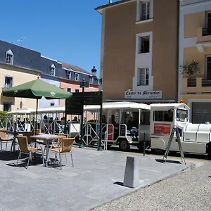 3* Hotel Logis Castel De Mirambel